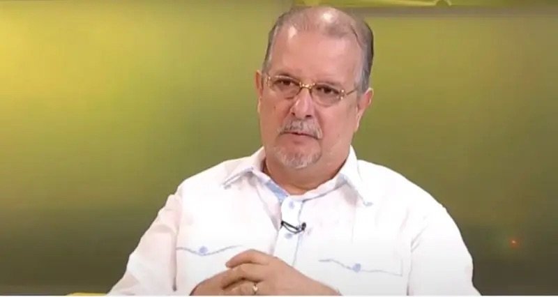 Economista propone transformar la publicidad gubernamental en una inversión estratégica para el desarrollo del país