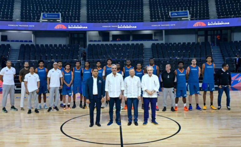 Abinader inaugura la remodelada Arena Banreservas Virgilio Travieso Soto
