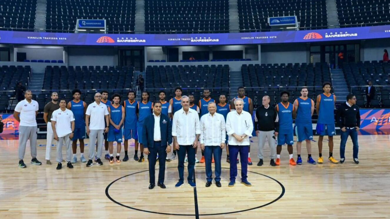 Abinader inaugura la remodelada Arena Banreservas Virgilio Travieso Soto