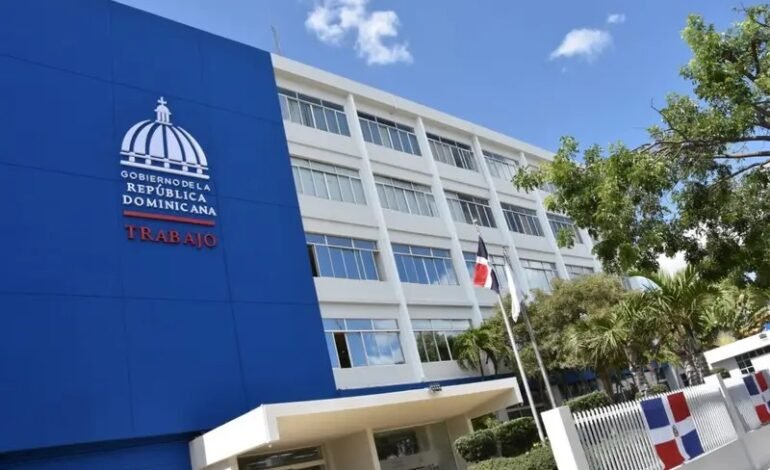Ministerio de Trabajo recuerda que Corpus Christi es feriado