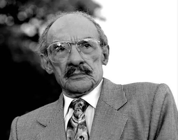 Este 3 de junio se conmemora el natalicio del poeta dominicano Pedro Mir, figura esencial de la literatura nacional