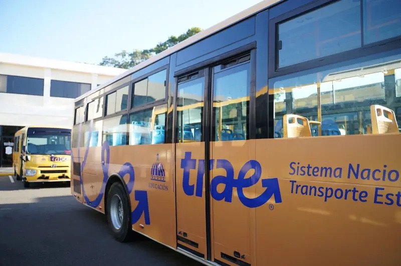 Transporte Escolar TRAE ha ahorrado más de RD$21,500 millones a hogares dominicanos