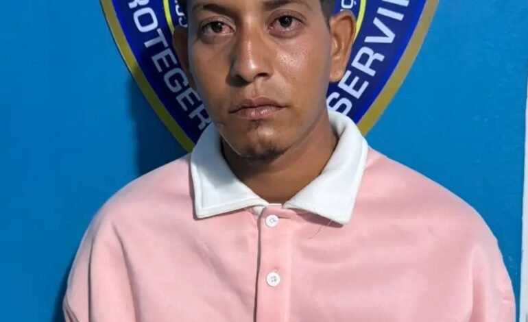 PN informa entrega voluntaria de hombre acusado de quitarle la vida a su pareja sentimental en Higüey