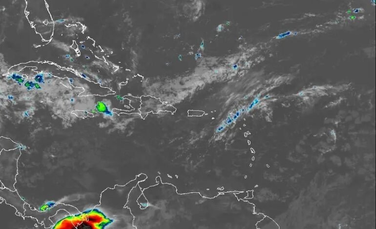 Indomet prevé aguaceros dispersos este sábado por incidencia de vaguada