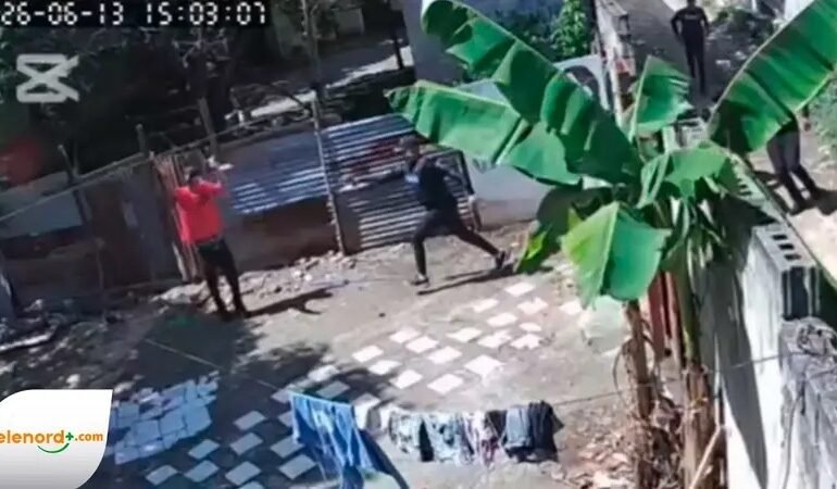 La Vega: Policía investiga muerte de un joven a manos de una patrulla cuando tenía los brazos en alto