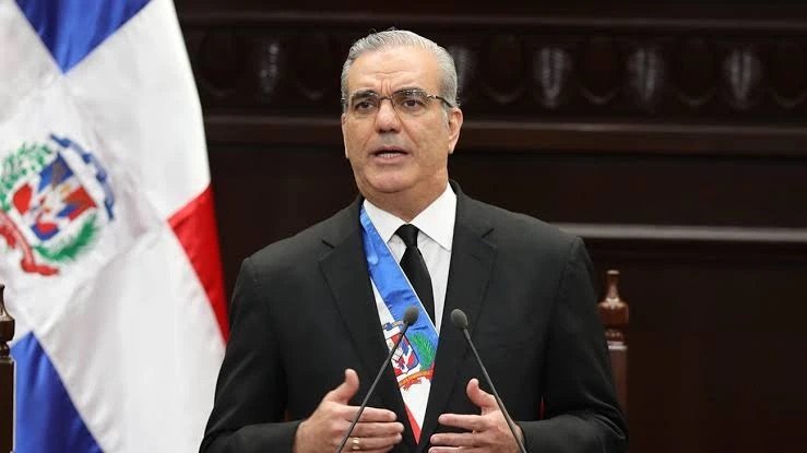 Abinader declara de utilidad pública terrenos del Monumento Natural Cuevas del Pomier