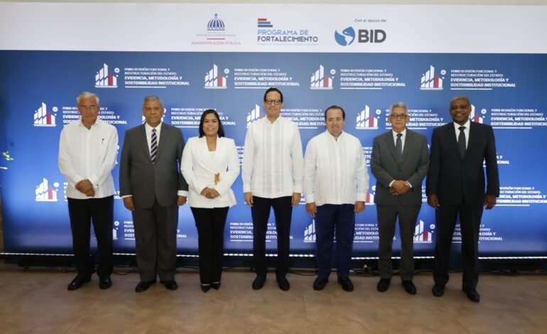 Gobierno resalta avances de la reestructuración de la administración pública