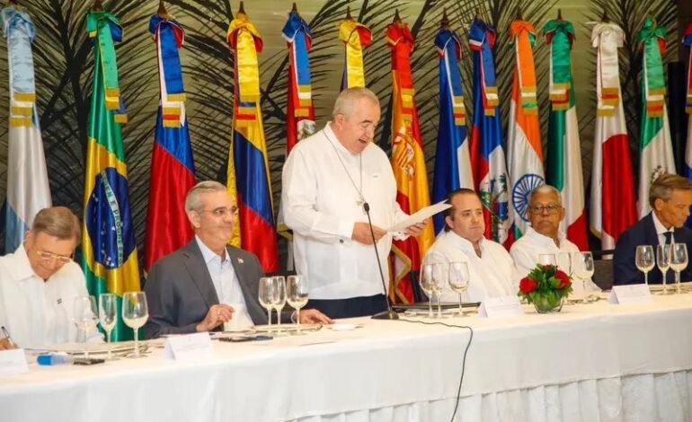 Cuerpo Diplomático acreditado en el país ofrece almuerzo en honor al presidente Abinader