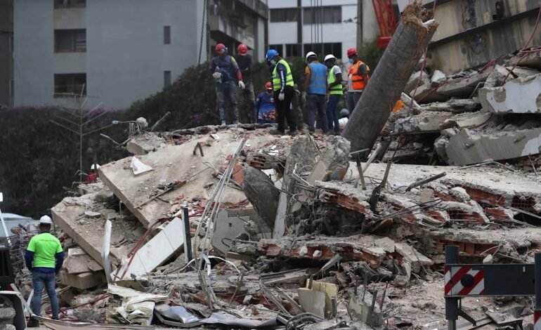 Aumenta a 2,645 los muertos y unos 12,666 heridos en Venezuela; continúan labores de búsqueda