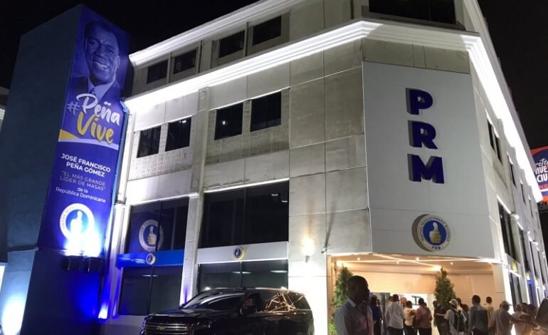 Convención del PRM aprueba modificación de sus estatutos