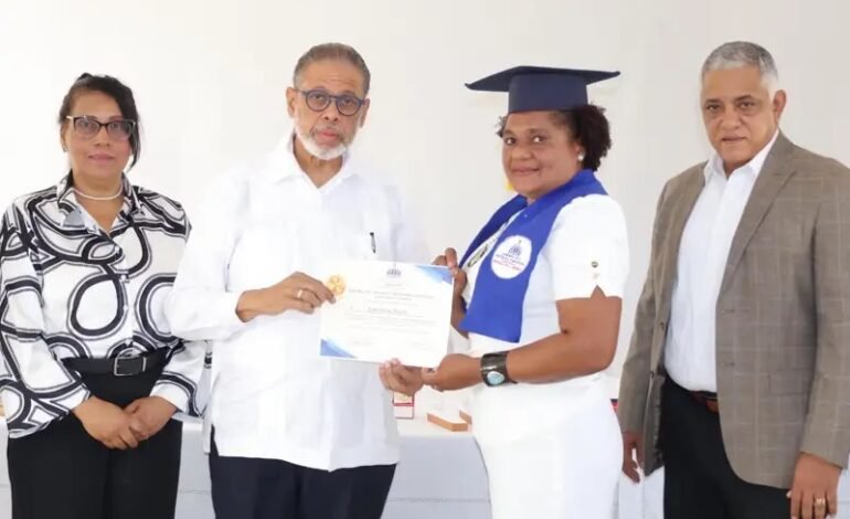Desarrollo de la Comunidad certifica ciudadanos especializados en joyería y orfebrería