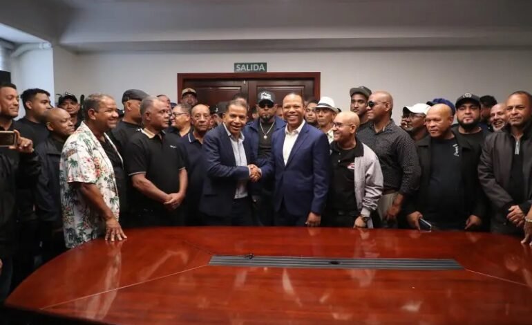 CNTT deja sin efecto aumento del pasaje en Santiago tras acuerdo con el Intrant