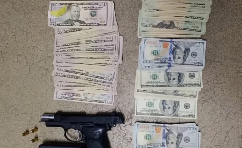 PN esclarece falso robo en Villa González; arresta denunciante y recupera más de US$33 mil