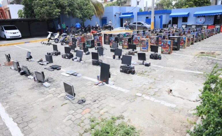 PN retiene 105 máquinas tragamonedas y decomisa motocicletas modificadas durante operativos focalizados