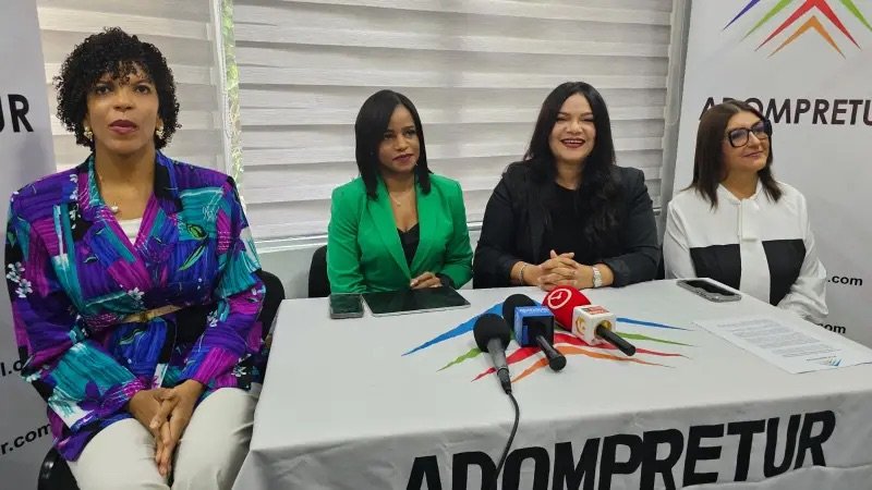 Adompretur abre convocatoria del Premio Nacional de Periodismo Turístico Epifanio Lantigua 2026