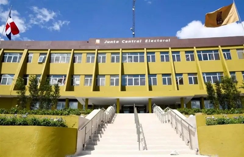 JCE inhabilita temporalmente restricción de encuestas electorales