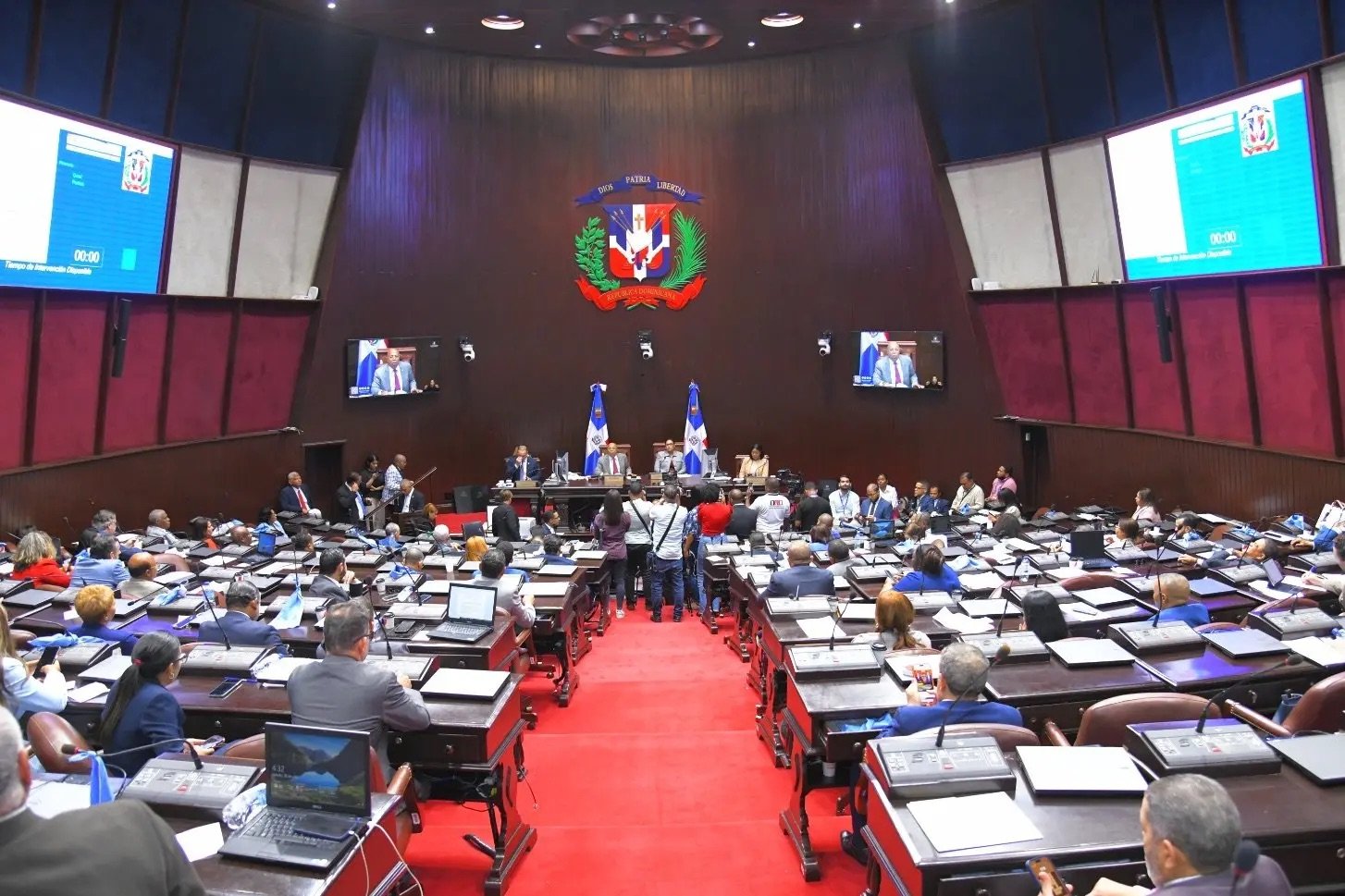 Diputados aprueban Código Penal en segunda lectura con 40 modificaciones