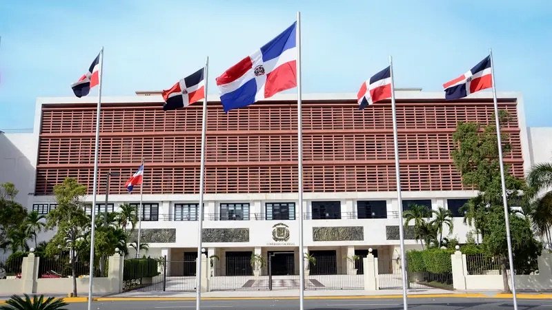 Diputados convierten en ley proyecto que modifica el Presupuesto General del Estado