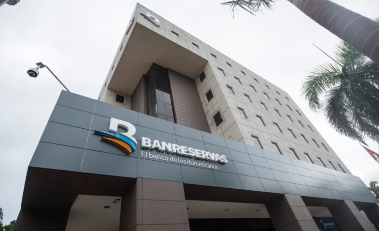 Banreservas destina RD$5,000 millones para emprendedoras en la segunda edición del Summit Mujer Pymes