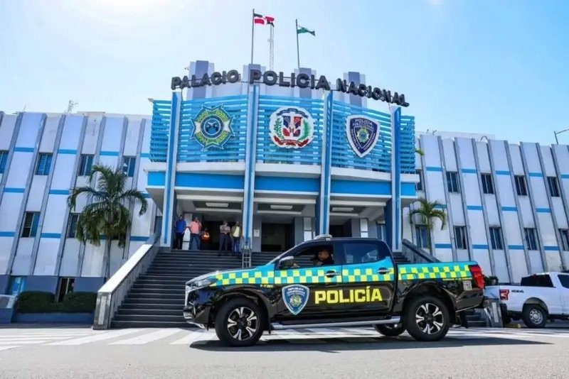 Falso médico investigado por muerte de mujer tras procedimiento estético huyó a Colombia