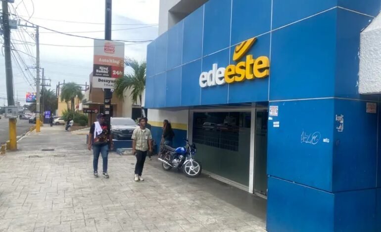 En SDE califican de abusivo cobros de EDEESTE por facturas eléctricas