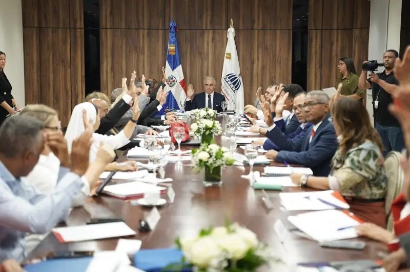 CNE aprueba fortalecer el rol de las escuelas en la prevención de la violencia de género, intrafamiliar y sexual