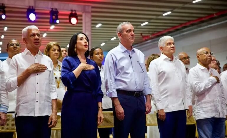 Metro, teleféricos y túneles; las megaobras inauguradas en la gestión Abinader