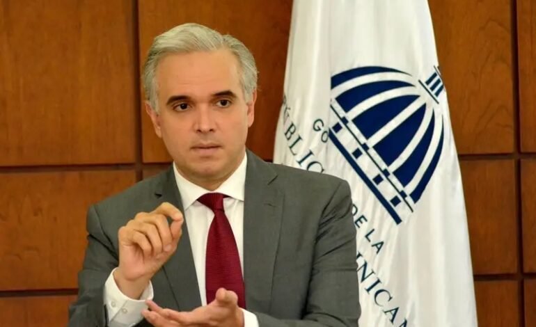 Minerd habilita consulta del Bono a Mil correspondiente al año escolar 2026-2027