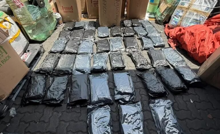 DNCD incauta 41 paquetes de Marihuana en Puerto de Haina Oriental