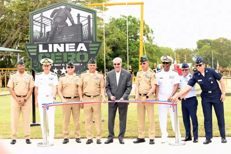 Presidente Luis Abinader inauguró el Centro de Entrenamiento Táctico y Visual del Ejército en San Isidro
