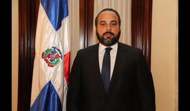 Datos claves sobre Julio Peña Guzmán, el nuevo presidente de la Junta de Aviación Civil