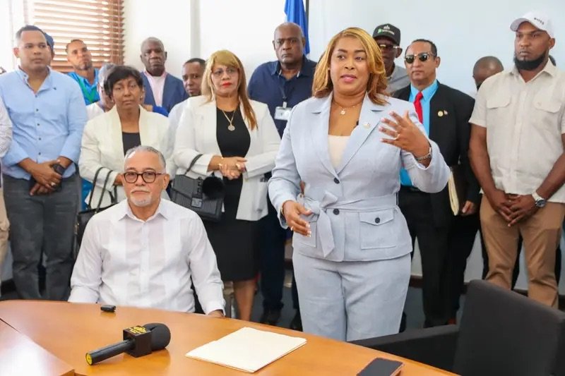 Mariana Tavárez asume la dirección de MERCADOM con el compromiso de relanzar el Merca Santo Domingo