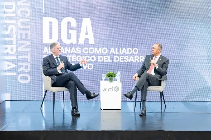 AIRD destaca rol estratégico de Aduanas para fortalecer competitividad