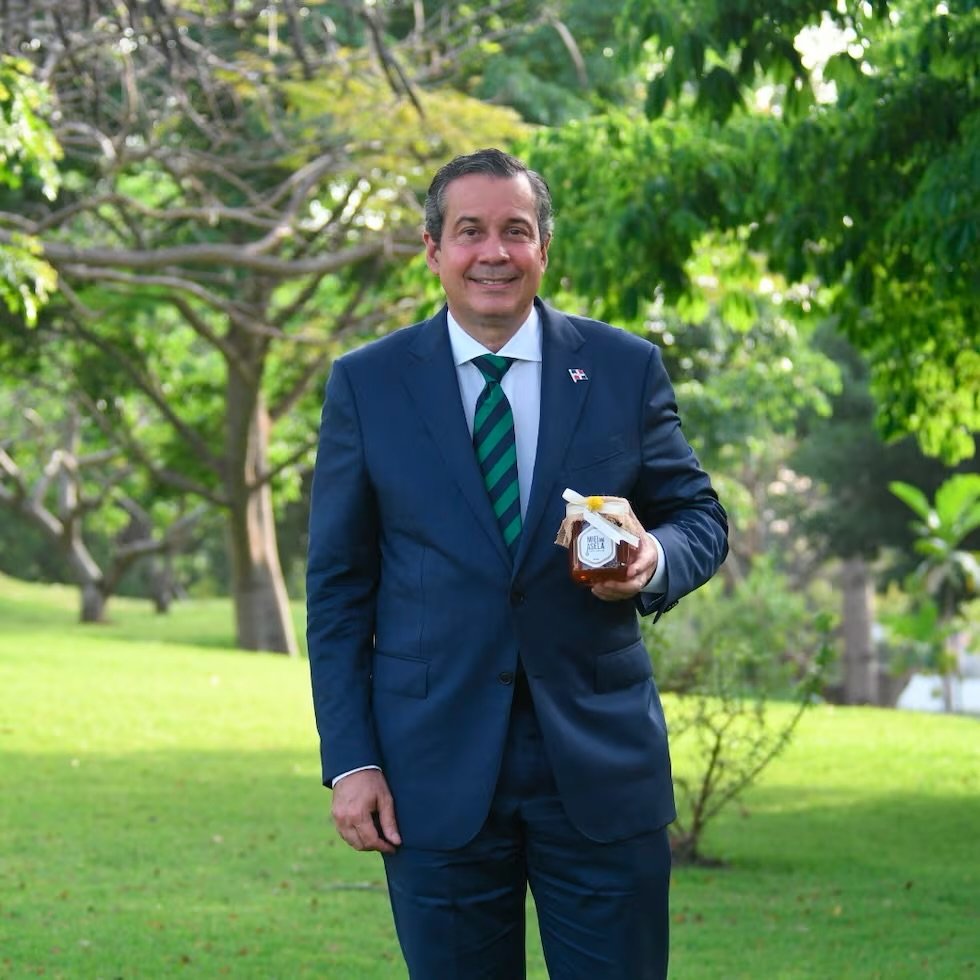 Dr. Alies Rivas reivindica a Orlando Jorge Mera como impulsor de la titulación de parques nacionales