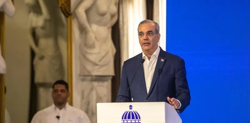 “Ni me canso ni me cansan”; Abinader reafirma que mantendrá la presión sobre la reforma de la Policía Nacional