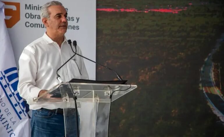 Presidente inaugura carretera Cabral–Polo y fortalece conexión vial para el desarrollo del Sur