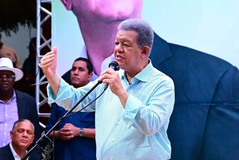 Leonel Fernández arremete contra el Gobierno por apagones y tarifa eléctrica&nbsp;