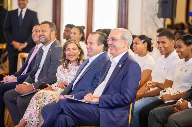 Más de 200 mil jóvenes dejaron de ser “Ninis” gracias a los programas del Gobierno