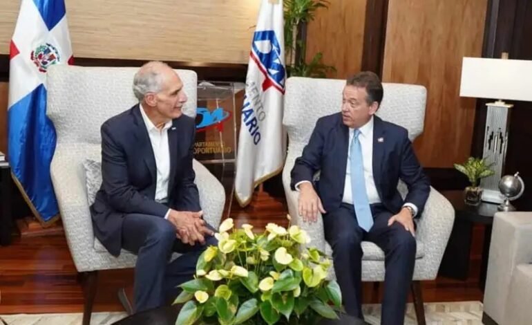 Presidente de Honduras llega al país para cumplir agenda oficial