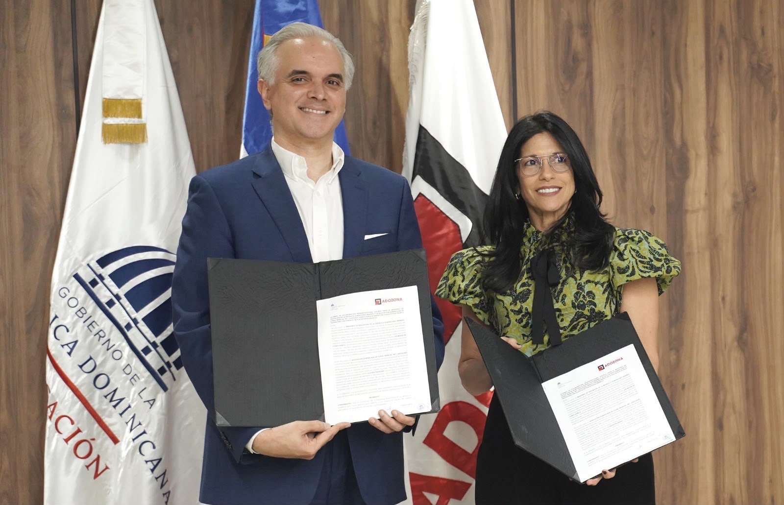 Ministerio de Educación y ADOZONA acuerdan fortalecer la vinculación entre la educación técnico-profesional y las zonas francas