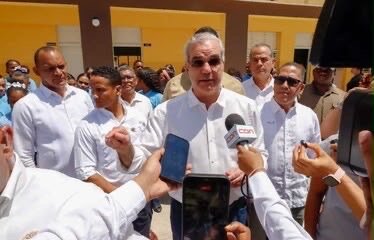 Presidente Abinader sobre Senasa: “Nuestro deseo es que todo el que tenga razones para ser sometido lo sea; que esto sirva de ejemplo ahora y para los próximos años”.