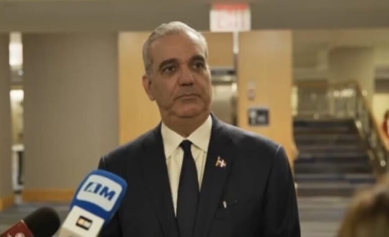 Presidente Abinader advierte a responsables de ataque contra Julián Oro Duro y su esposa: “Que se entreguen; si no, les va a ir peor”*