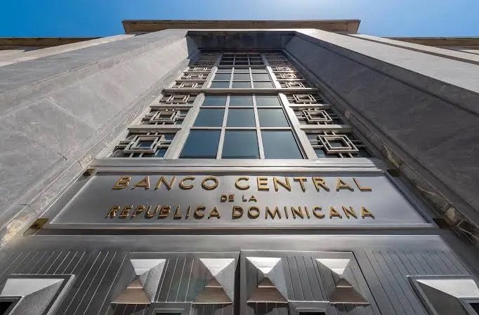 Tasa de referencia seguirá en 5.25% anual, informa BCRD
