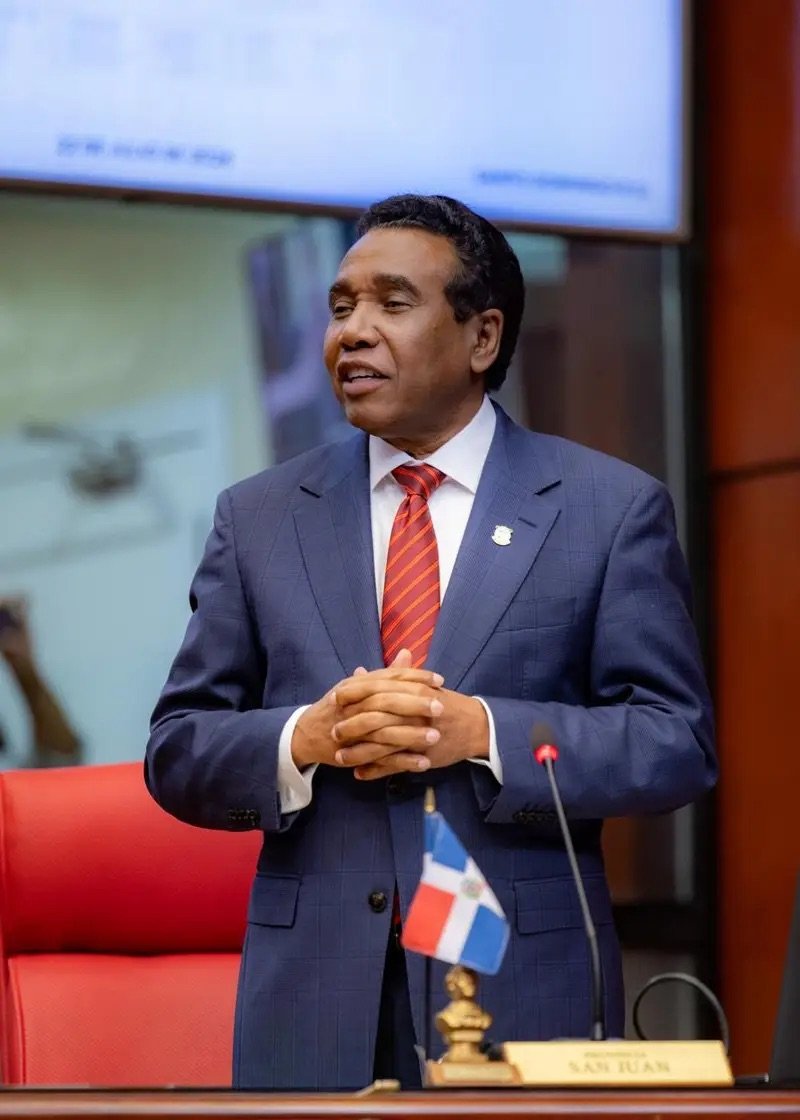 Senador Félix Bautista deposita proyecto de ley que busca eliminar el método D’Hondt