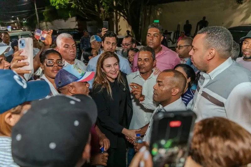 Carolina refuerza seguridad en Cristo Rey con 356 luminarias LED