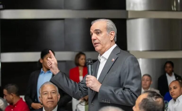 Presidente Abinader destaca reducción de la pobreza y avances sociales y económicos de República Dominicana