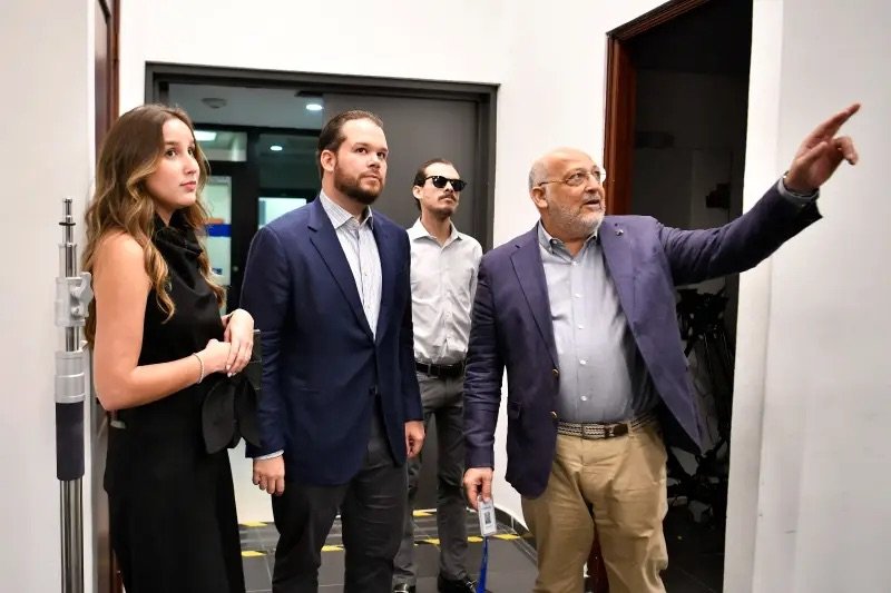 Fundador de Faia Group, Orlando Jorge Villegas y otros ejecutivos de esa plataforma, visitan Multimedios del Caribe y CDN