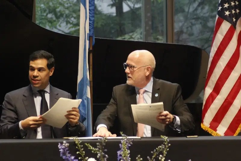 Roberto Ángel Salcedo impulsa la formación artística en convenio con Cleveland Institute of Music