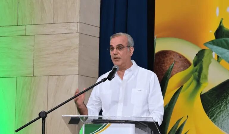 Luis Abinader: RD negocia para que EE. UU. comprenda que colocar aranceles al arroz dominicano también les perjudica