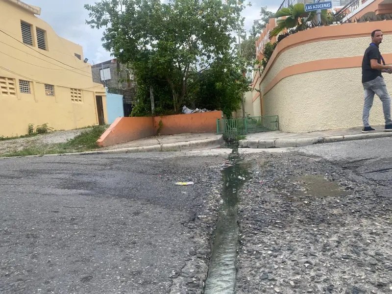 En Los Tres Brazos denuncian contaminación del agua por colapso del sistema cloacal